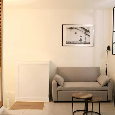 Sur 2 Niveaux Avec Terrasse A Apartamento Saint-Tropez